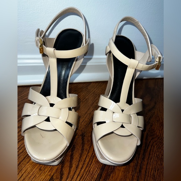 Saint Laurent Tribute Platform Sandal in nude/taupe patent leather size 38.5 - Picture 3 of 16